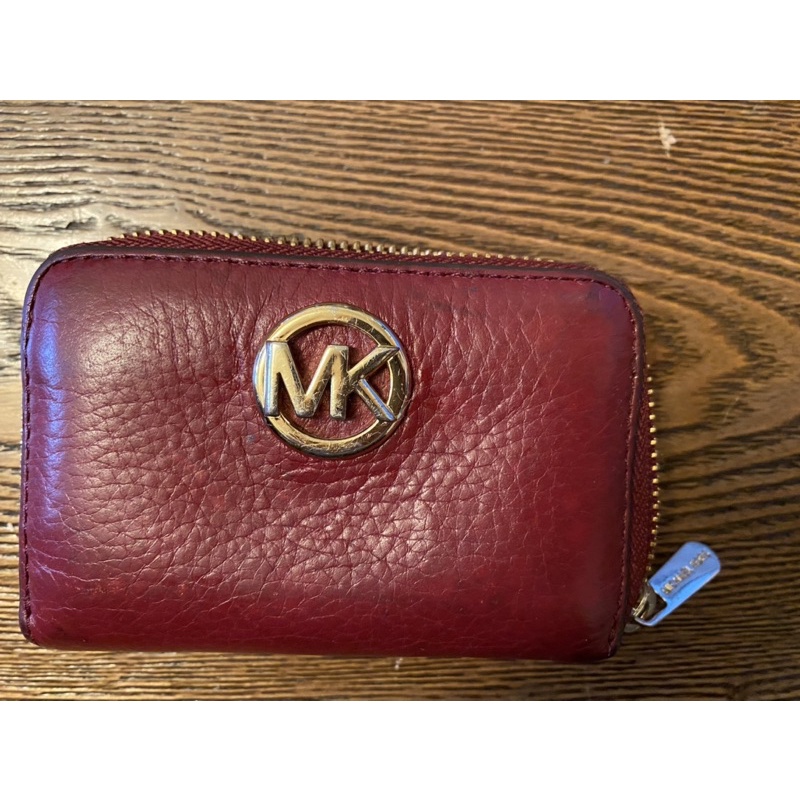 MK暗紅色拉鍊式小零錢包