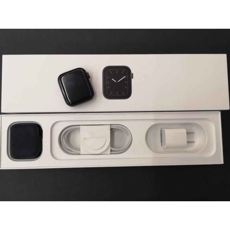 【Apple watch S5 44mm 太空灰 gps版 中古機 】錢💰不夠可分期