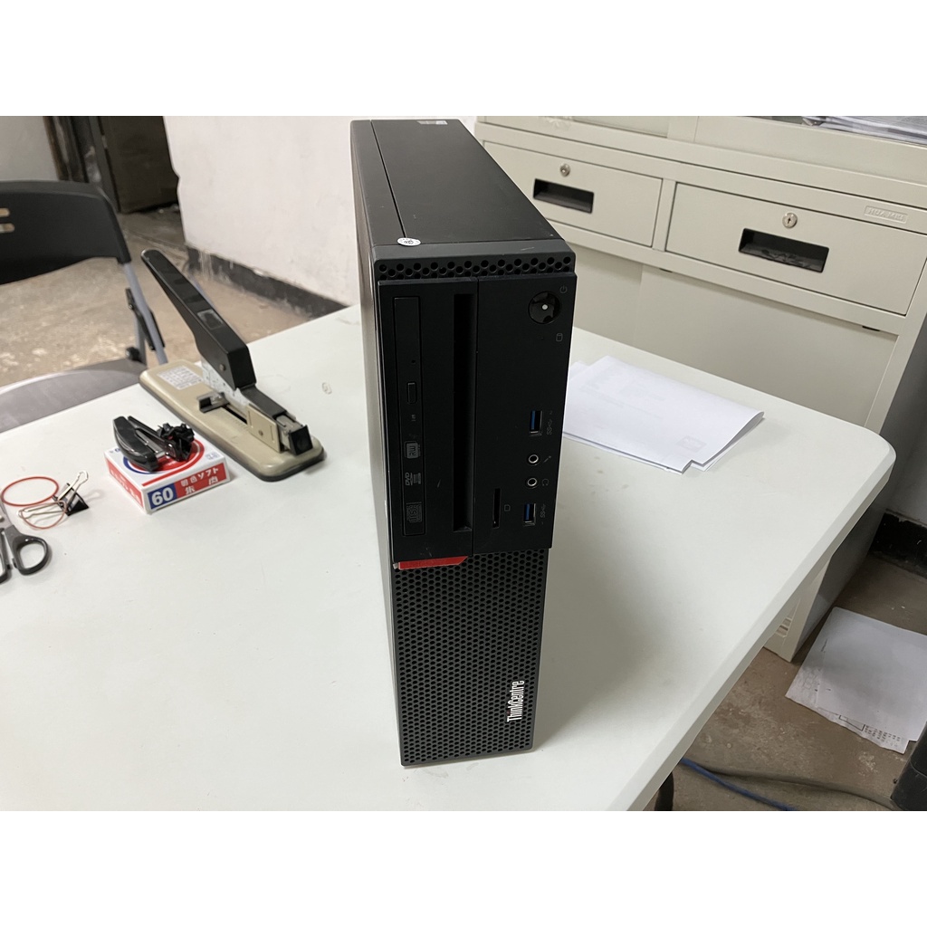 Lenovo ThinkCentre M700 商用電腦_ i3-6100 3.7GHz