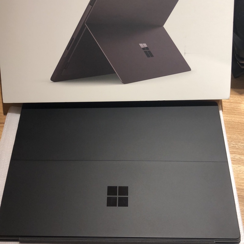 Microsoft Surface Pro 6 I5 256G  二手 過保