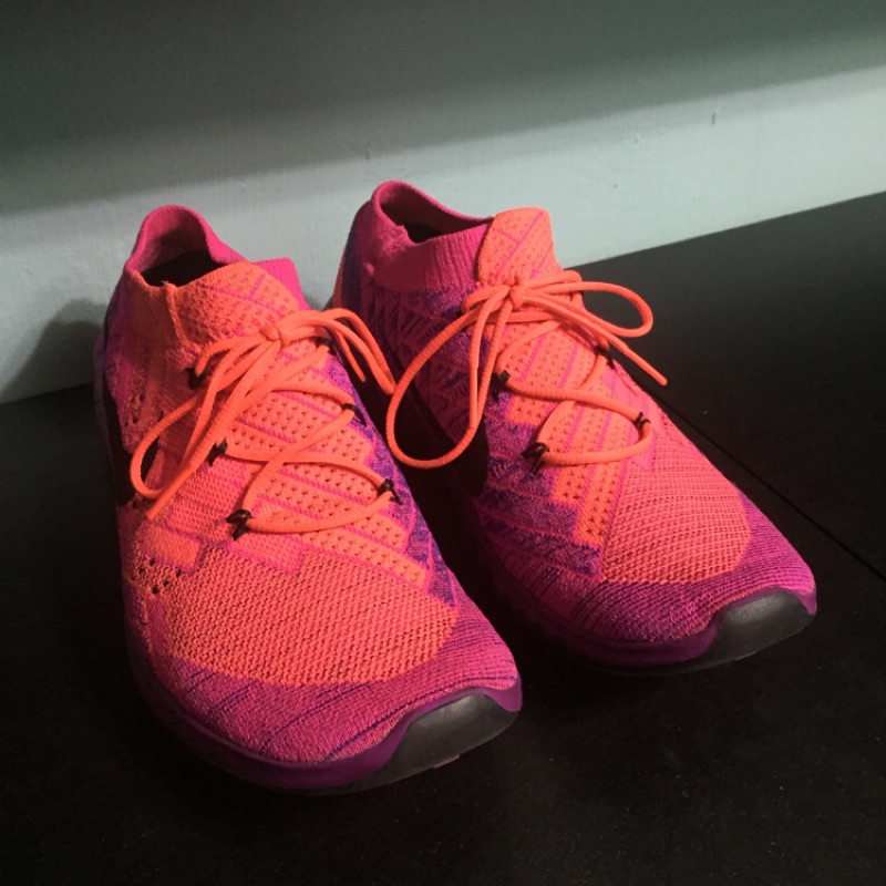 出清 Nike free 3.0 慢跑 編織 黑紫 螢光 US9