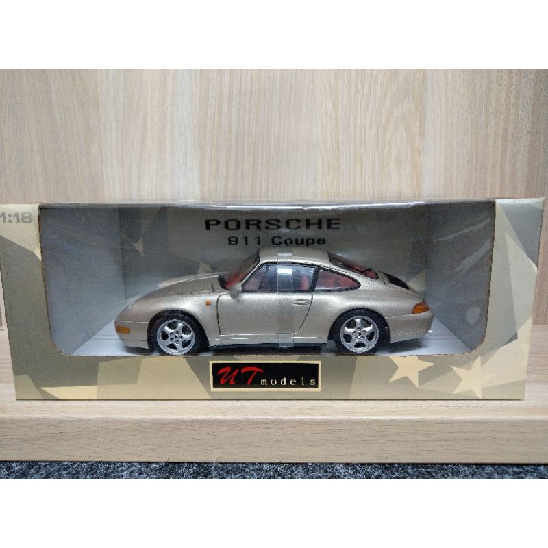 【UT MODELS 1/18 合金模型跑車】1:18 Porsche 911 Carrera Coupe 經典 保時捷