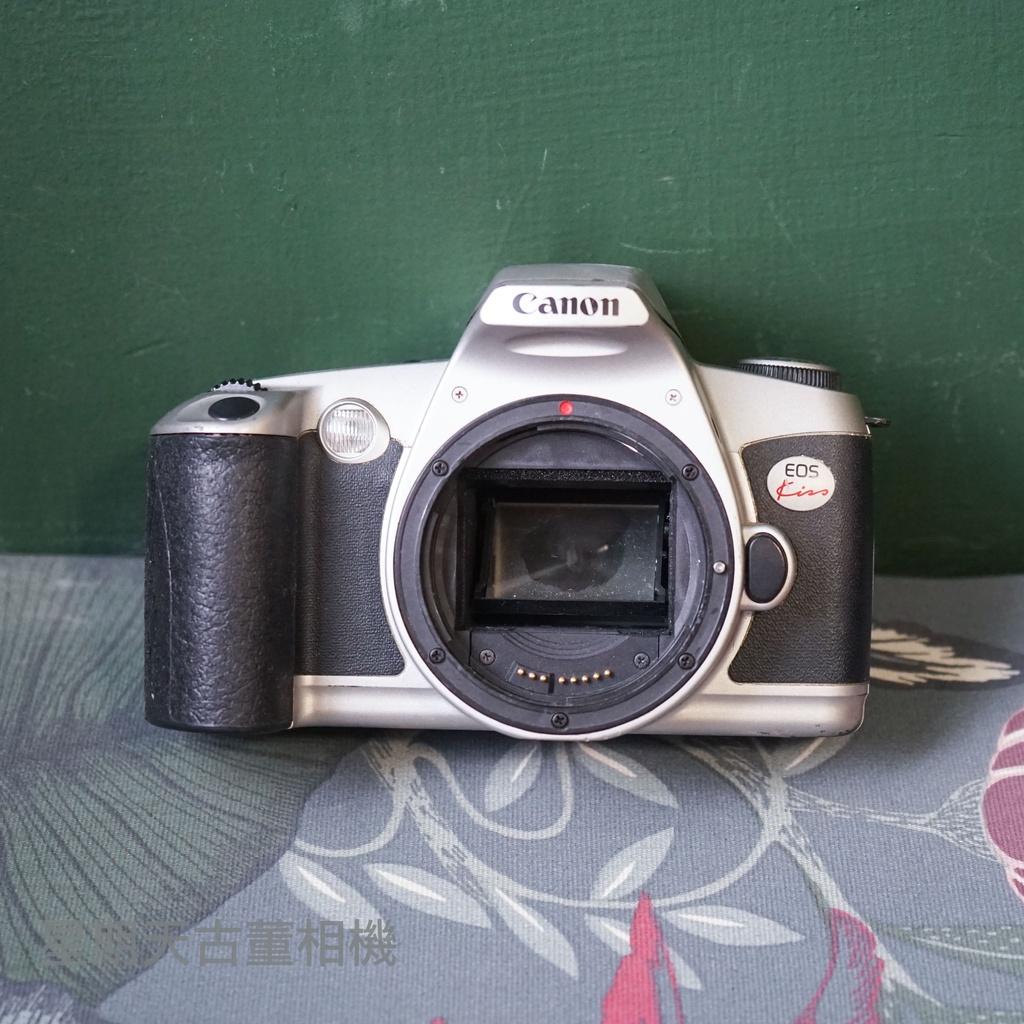 【星期天古董相機】Canon EOS KISS 單機身 底片單眼相機 /0303806