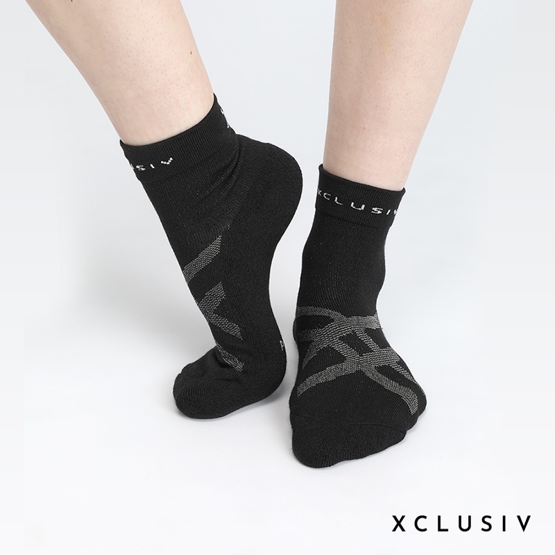 【XCLUSIV】高機能石墨烯襪