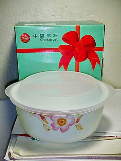L.全新附盒鍋寶強化麵碗附微波蓋!--提供給需要的人!/6廳書架內/-P