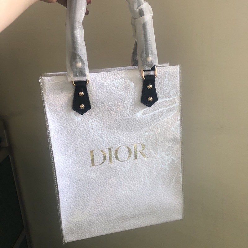 超低價出清！賠本出售 現貨精品紙袋包Dior 正品