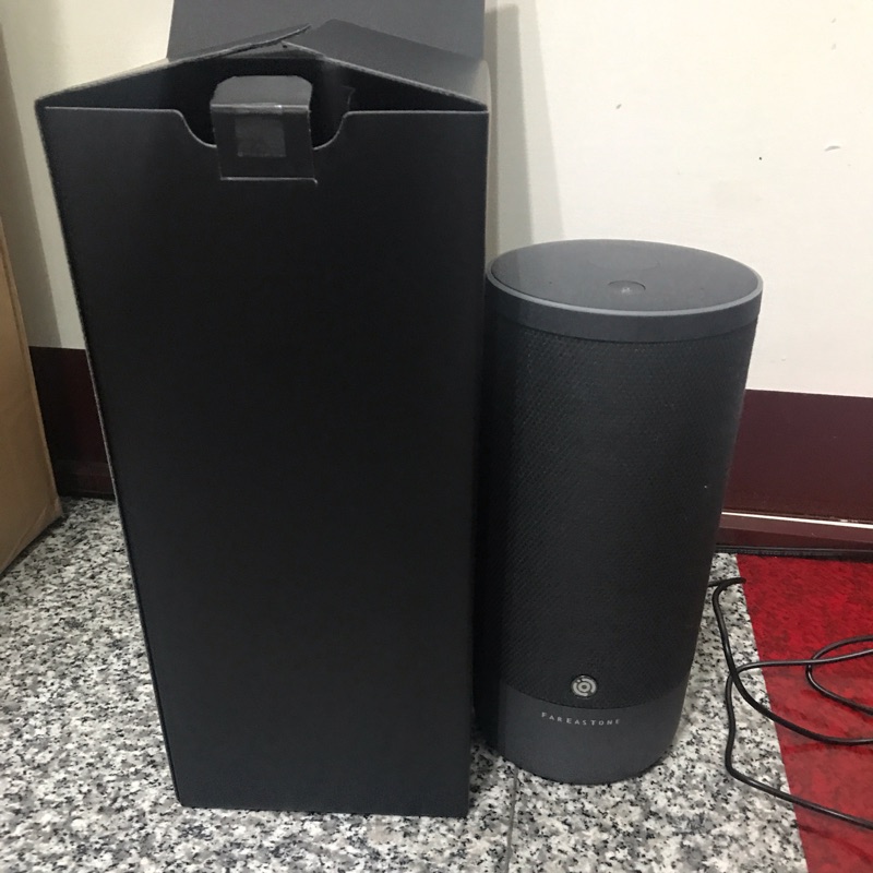 遠傳問問智慧音箱 Tichome 愛講音箱(太空黑)二手