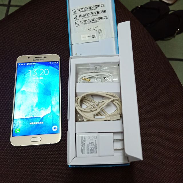 Samsung  a8  二手機