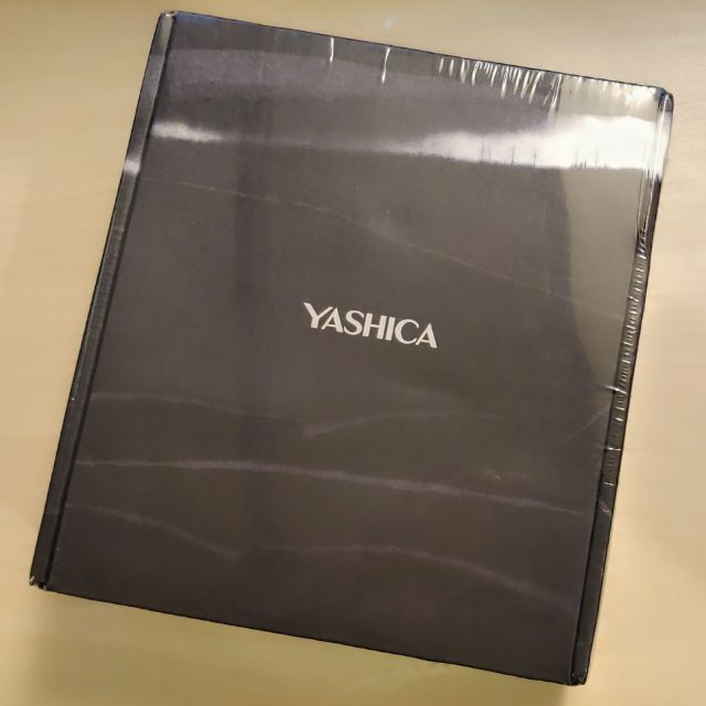 Yashica Y35 數位底片相機