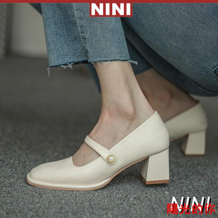 新品·【NINI】35-42瑪麗珍鞋 中跟鞋 3 ii6cm 瑪麗珍 中跟鞋 低跟鞋 復古跟鞋 方頭鞋 跟鞋復古奶~陽光
