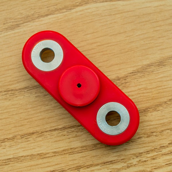 【附發票】9色-指尖飛輪-大二軸Fidget Spinner(指尖陀螺、手指陀螺){歐美最新爆紅流行的療癒小物}