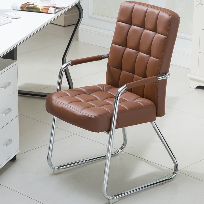 烧烤店老板娘和她的网红椅 视频三部曲 曝光后生意火爆 网红 烧烤店 烧烤 椅子 烧烤摊老板娘红椅子 双偶网