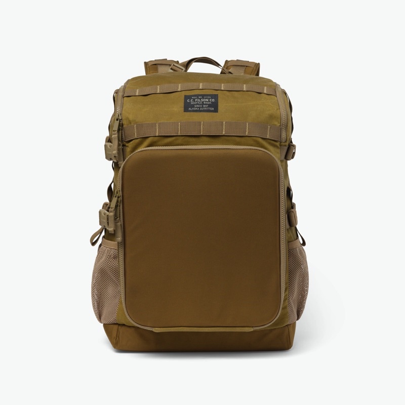 【AUM】Filson 67379 ALCAN Tin Cloth Tool Backpack工具型 後背包 多功能