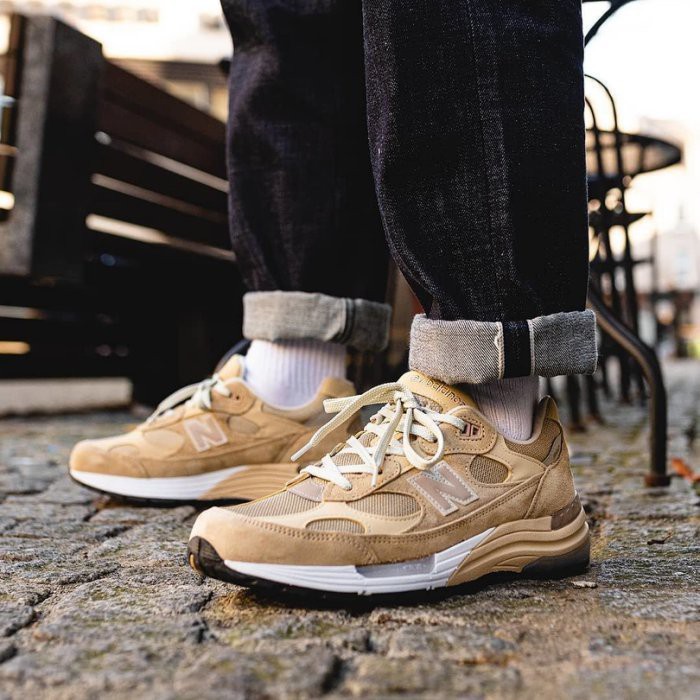 new balance 992 tan