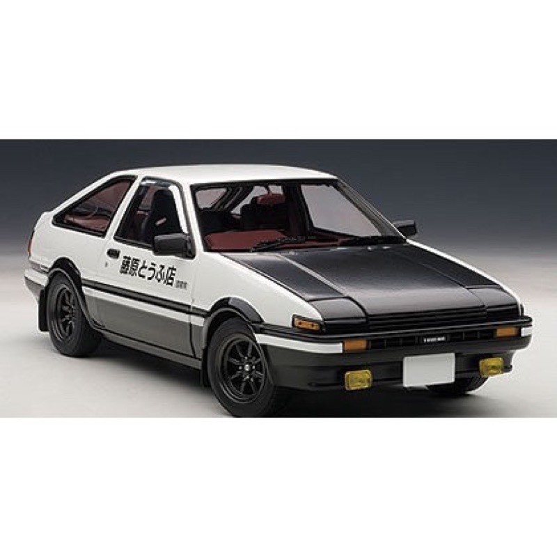 1/18 AUTOart Toyota Sprinter Trueno (AE86) 頭文字D 藤源拓海 文太