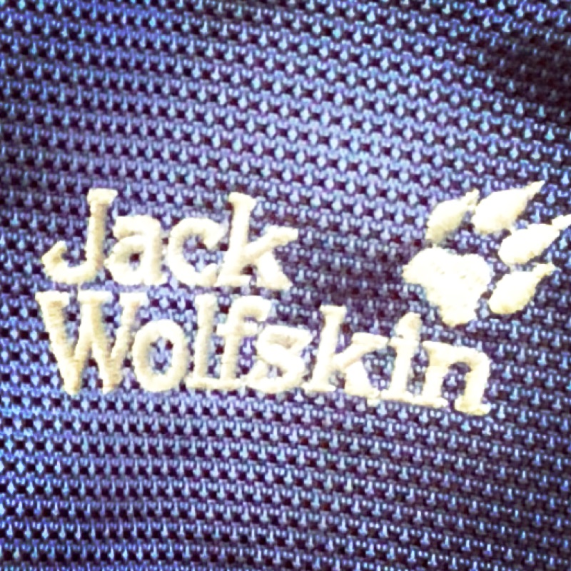 Jack Wolfskin旅行包