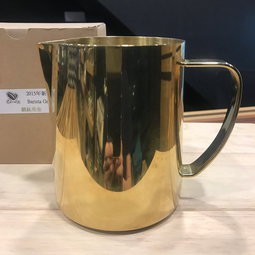 卡拉拉咖啡精品 Barista Gear BG 不鏽鋼 拉花鋼杯 鍍鈦亮金 20oz / 24oz