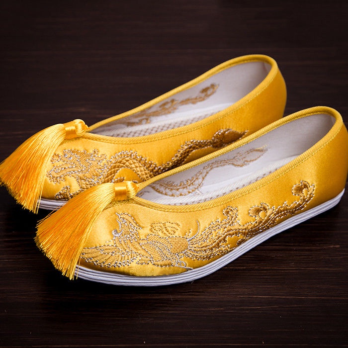 美樂家 款式複古流蘇婚鞋鞋面轎車吐司千層底繡黃色女款