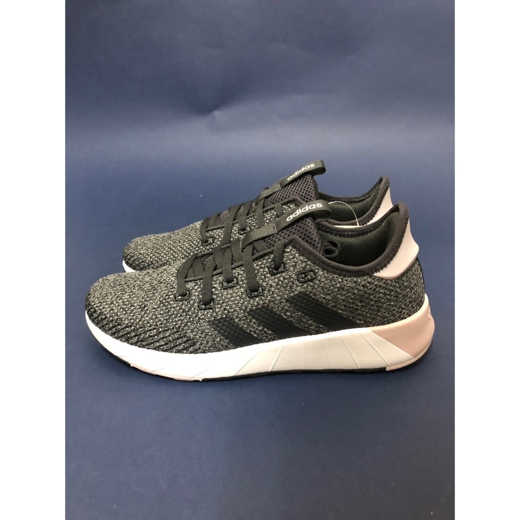 b96490 adidas