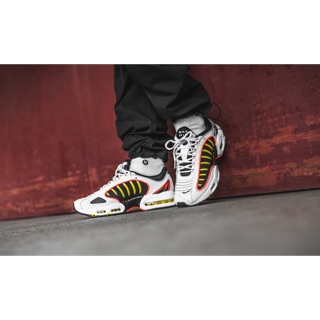 【S.M.P】Nike air max Tailwind IV white / black AQ2567-109