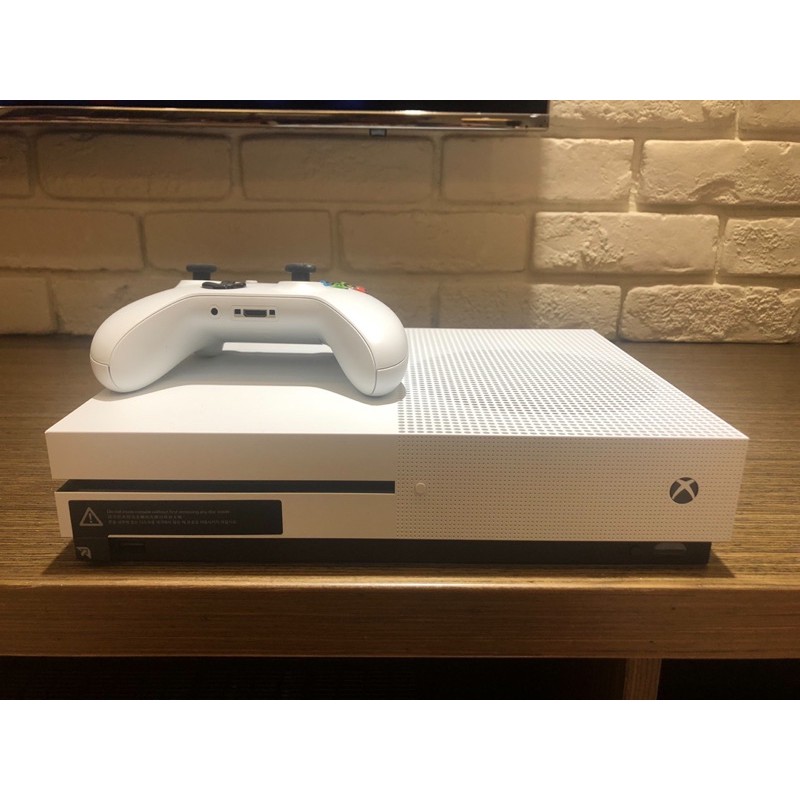 Xbox one S 1TB 主機 搖桿