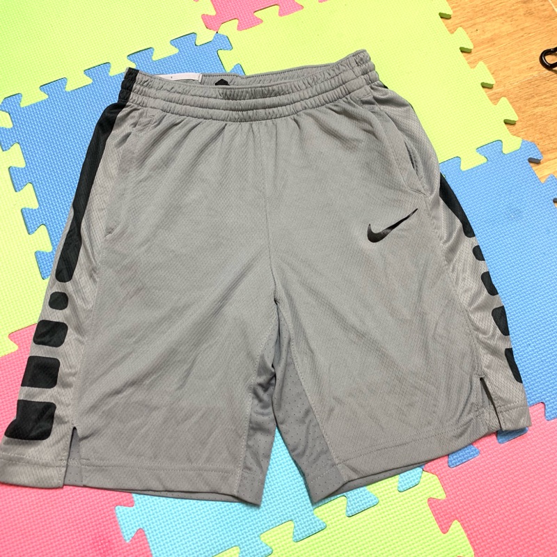 Nike Elite basketball 球褲；菁英籃球褲；女版二手；。穿過一次求售