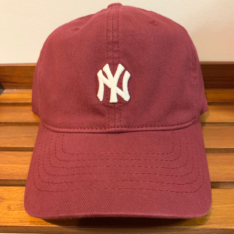 正品~韓國購入MLB NY小字洋基棒球帽-酒紅色