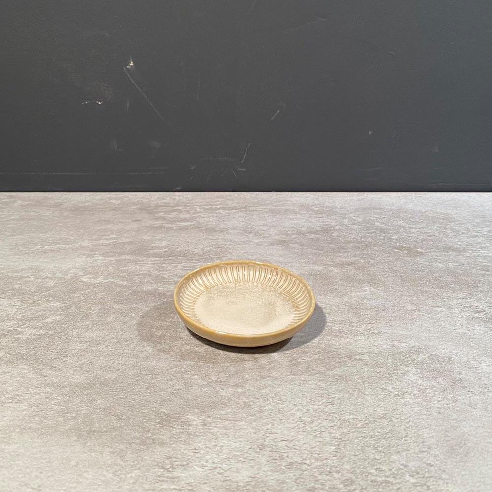 日本 珍珠十草皿- 共2款《WUZ屋子-台北》碗盤 餐盤 盤 碟子 日本製 日式 食器 皿 豆皿