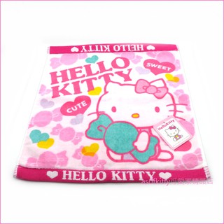 asdfkitty可愛家☆KITTY抱糖果小毛巾/擦手巾/手帕-34*35公分-日本正版商品