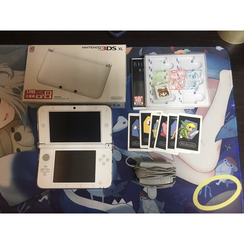 任天堂3DS XL台規（附充電器、主機保護殼、遊戲片收納盒、兩片遊戲片、AR卡、32GB記憶卡一張）