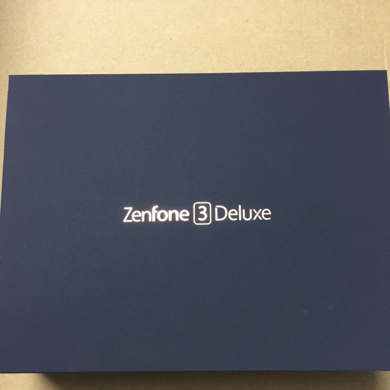 ASUS ZenFone 3 Deluxe （ZS550KL）64GB - 金 全新品