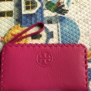 全新 TORY BURCH TB LOGO 素色 漆皮 拉鍊長夾 桃紅色 TB 長夾