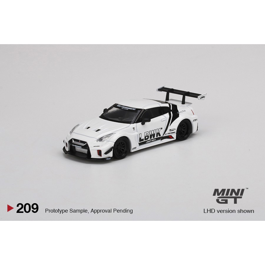 MINI GT #209 1/64 LB爆龜寬體日產 Nissan GT-R R35 東瀛戰神 全新未拆 現貨 左駕版