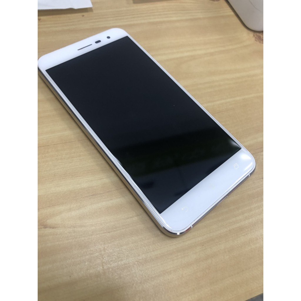 嚴選中古美機 Asus Zenfone 3 Ze5kl 32gb 白色單機無盒裝配件 蝦皮購物