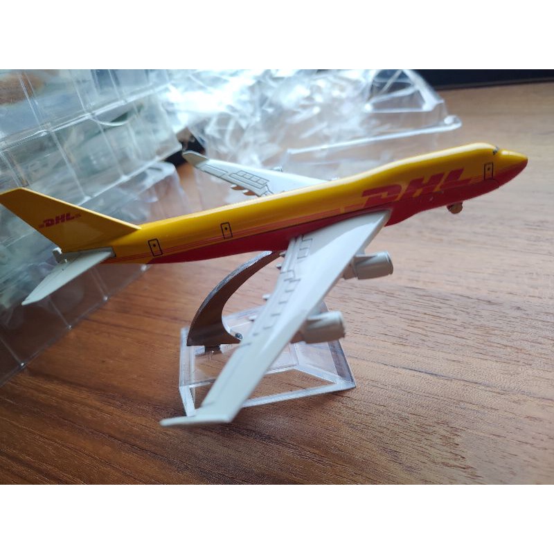 【模擬飛行】模型飛機 華航 長榮kitty 酷航 dhl 真實質感鐵材質 贈送 展示架 出國旅遊收藏紀念品