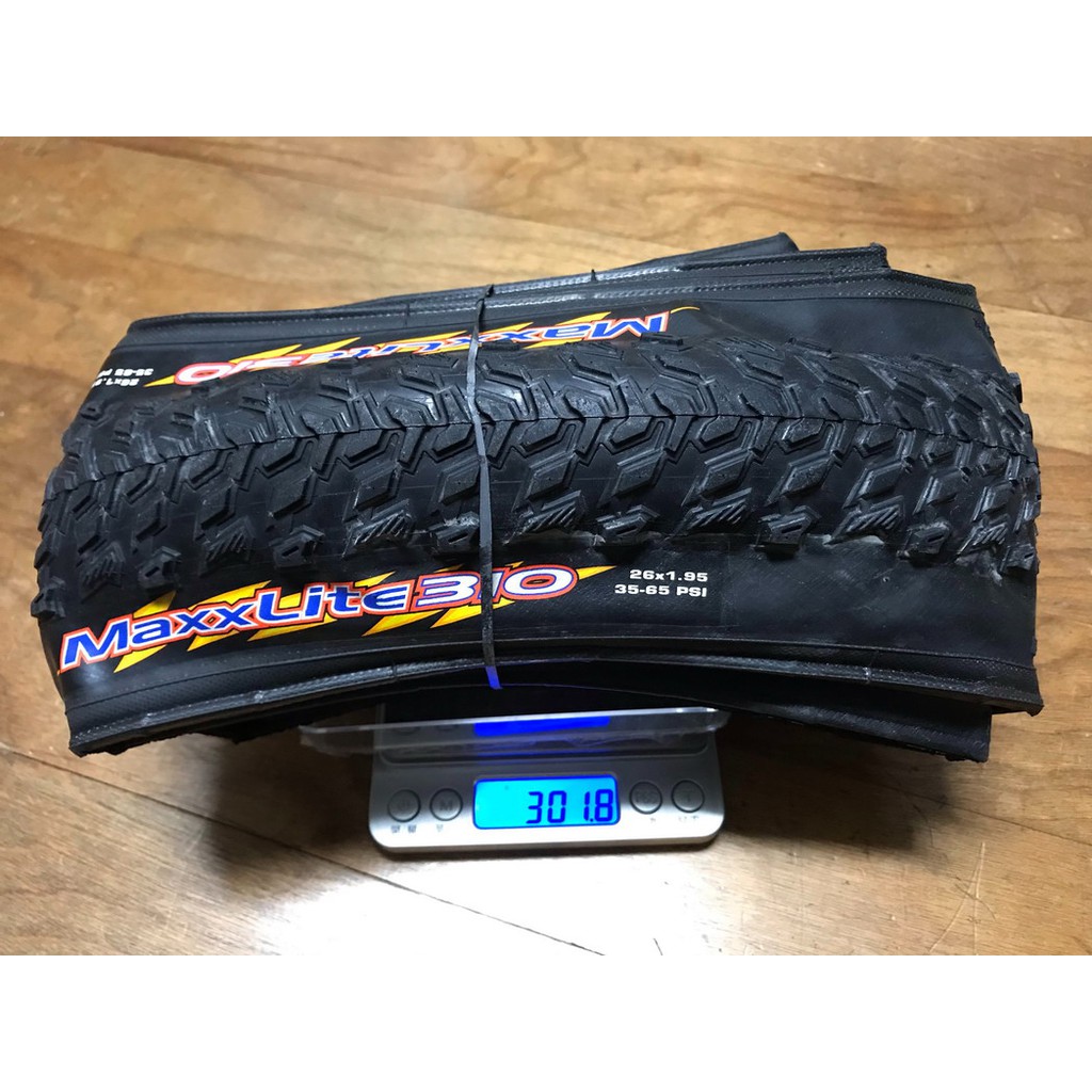 maxxis maxxlite 26