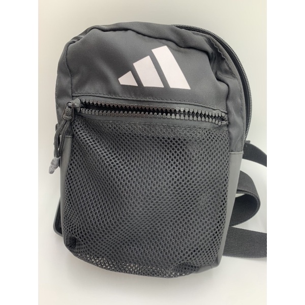 Adidas 愛迪達 小包 三線 側背包 斜背包 隨身包 輕便包 手機包 黑白 小LOGO 方塊包 腰包 單肩包 運動包