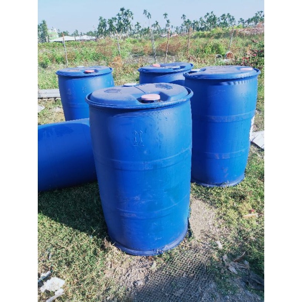 二手 藍色桶 儲水桶 200L 需自載 屏東 250元 量大可議 價錢便宜