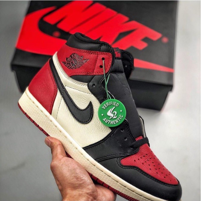 air jordan 1s bred toe