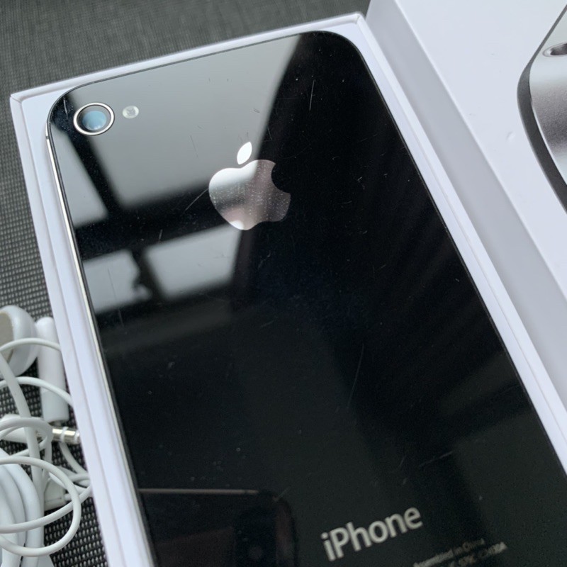 黑色iphone 4s 古董機 原廠充電線 耳機 蝦皮購物