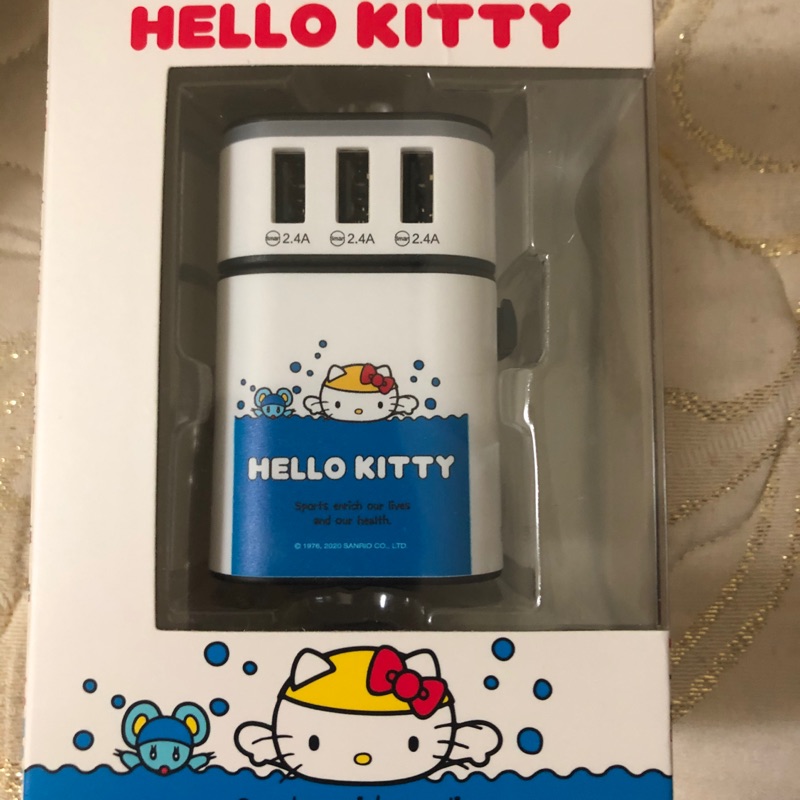 Hello Kitty USB電源供應器萬國轉接頭HK-2001,生活工場購買，下殺650含運，美、澳、英、歐規可轉換。