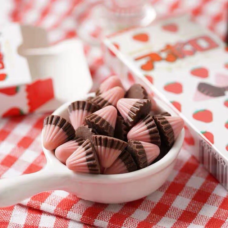 【貓咪姐妹】日本 meiji 明治  明治阿波羅草莓巧克力 草莓巧克力 明治巧克力