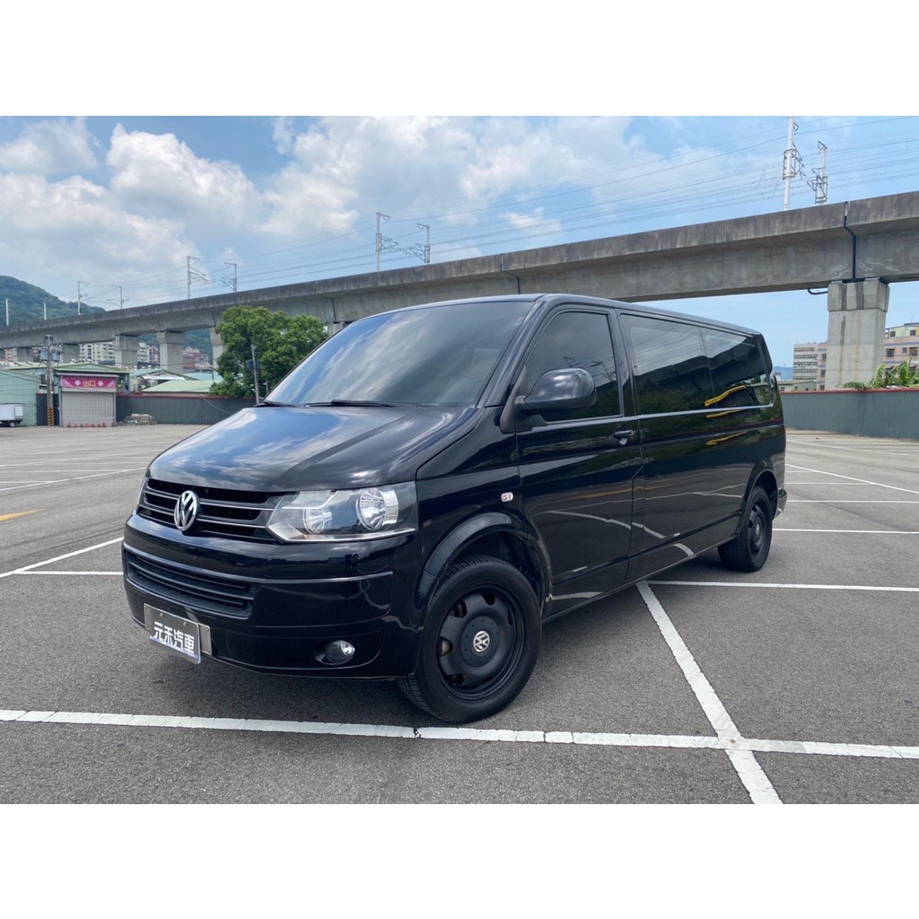 元禾汽車阿耀-正2014年出廠 Volkswagen T5 Caravelle 2.0 TDI LWB