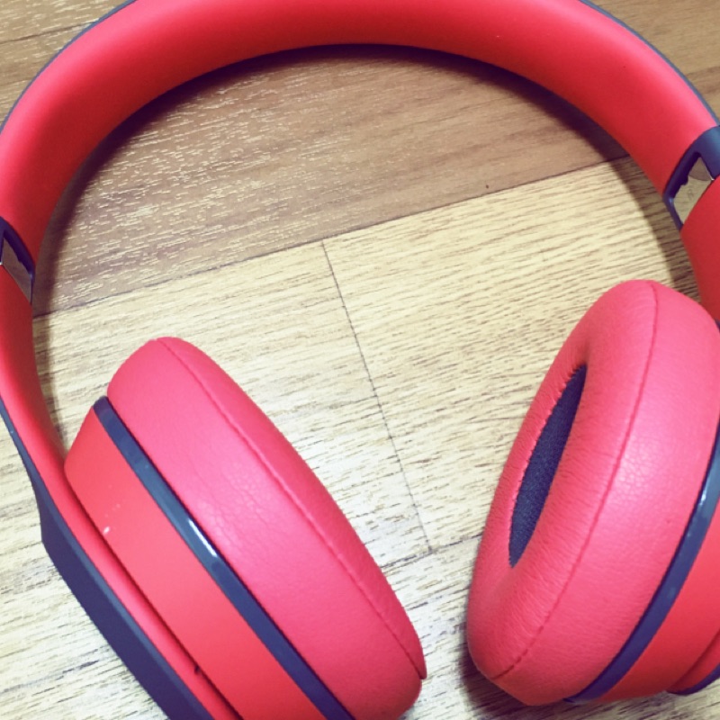 [偉仔的狗窩] 近全新Beats Solo2 Wireless Active Collection 藍牙耳罩式耳機