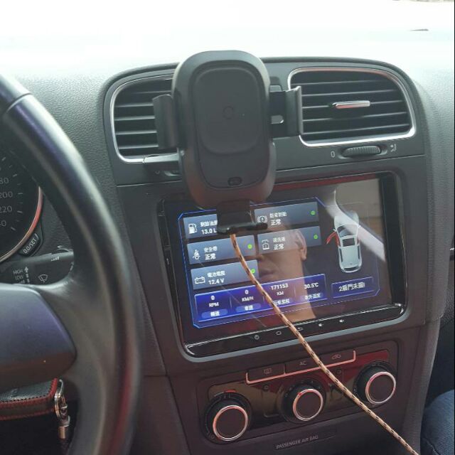 汽車無線智能Qi充電板 紅外線感應電動開合 車充支架 手機支架