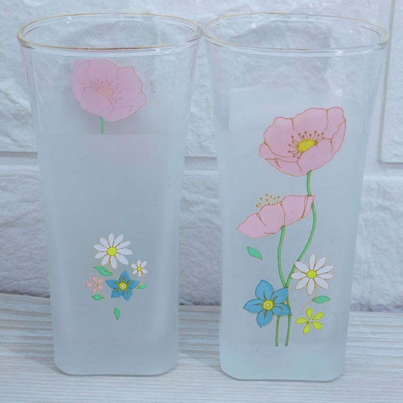 復古花朵玻璃杯  霧面磨砂玻璃水杯 厚底杯  精緻方型玻璃杯 懷舊玻璃杯  一組2入（140ml)