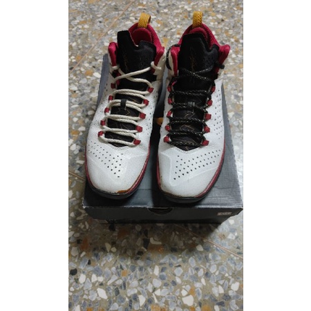 [二手]Jordan melo m11 Christmas 聖誕節 US10 好看好穿 輕量