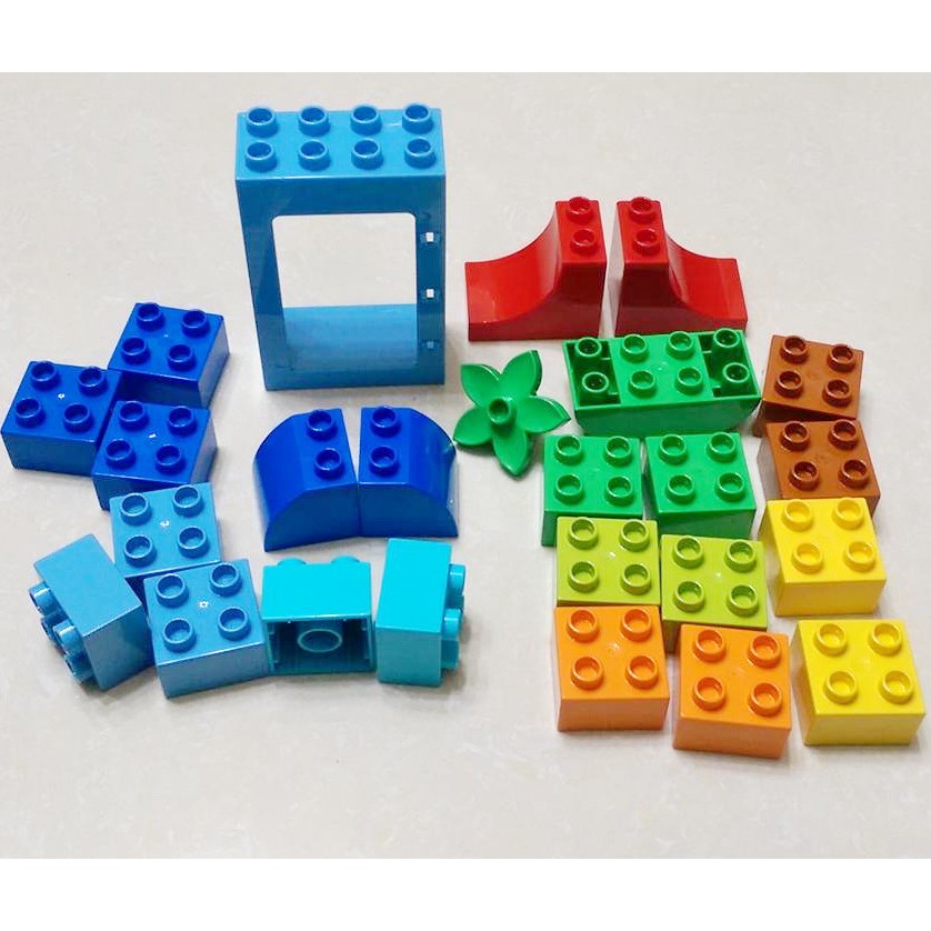 Lego 二手得寶~8  Duplo 秤重基本磚 大顆粒 正版樂高 窗戶零件