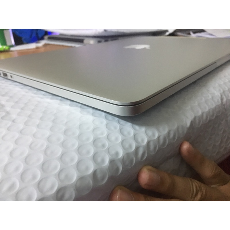 保內R9 M370X 2G獨顯16G/1TB SSD 2015 early MacBook Pro retina 15