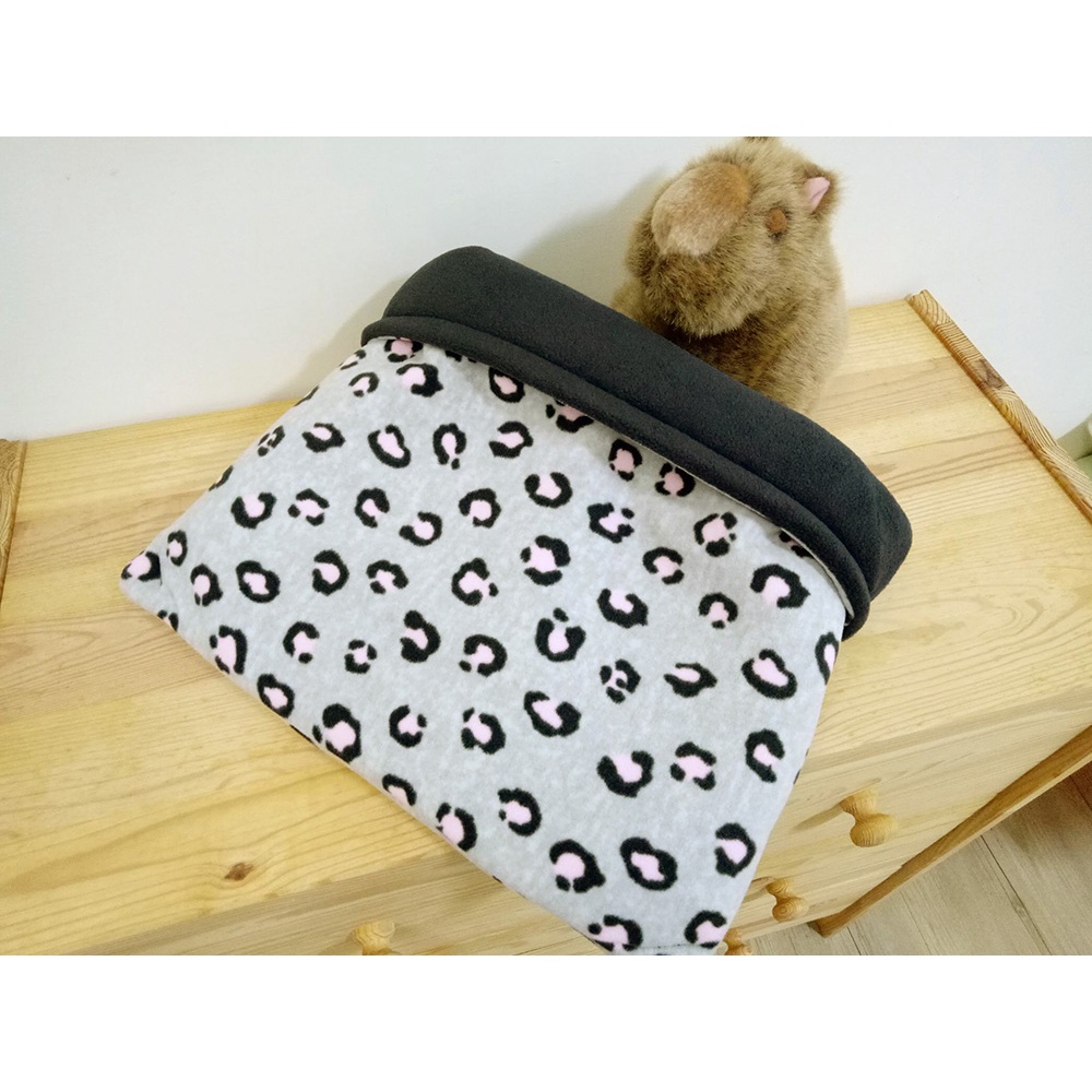 天竺鼠Mooni&amp;nienie天竺鼠手工保暖睡袋 睡窩 玩具 可機洗 豹紋款